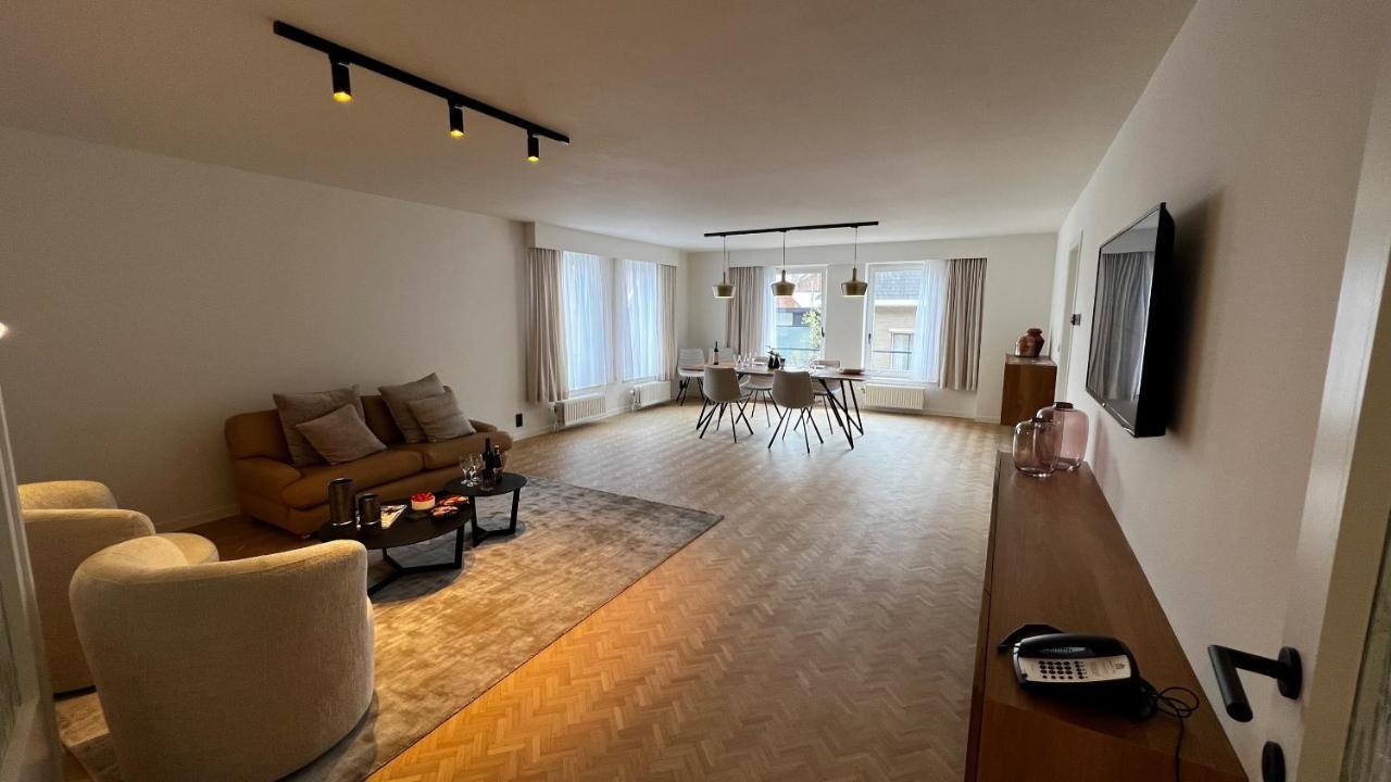 Aalst City Center Apartment Екстер'єр фото